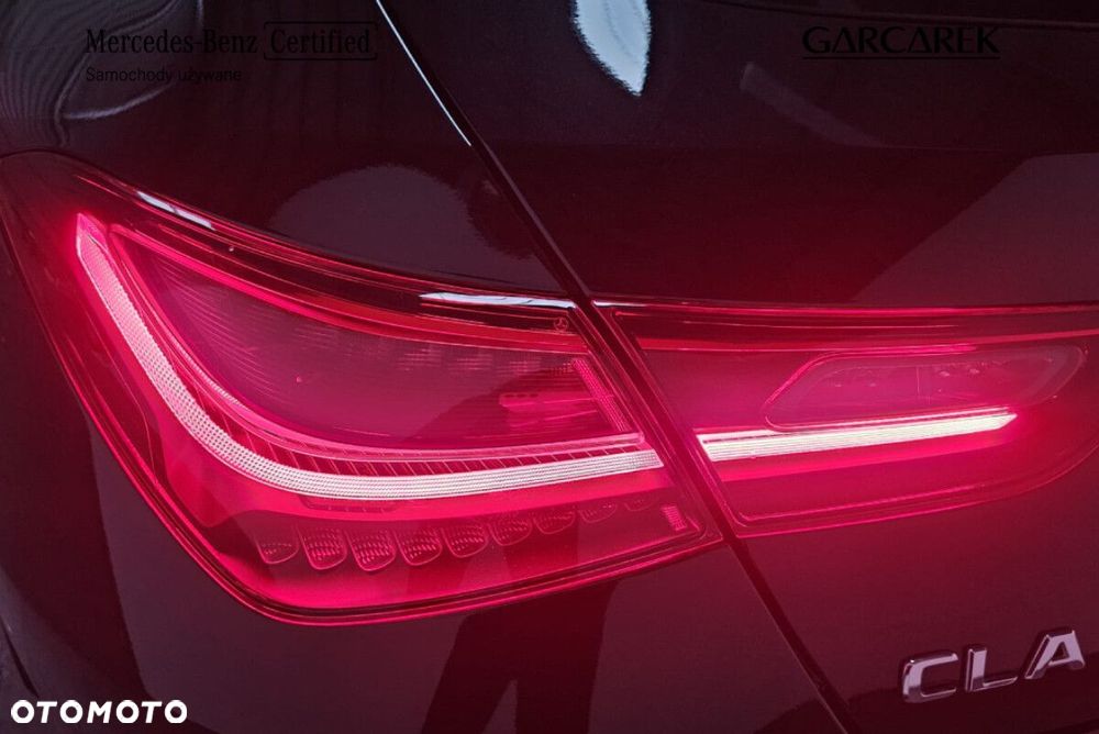 Mercedes-Benz CLA - 12