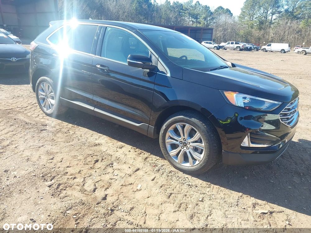 Ford Edge - 2