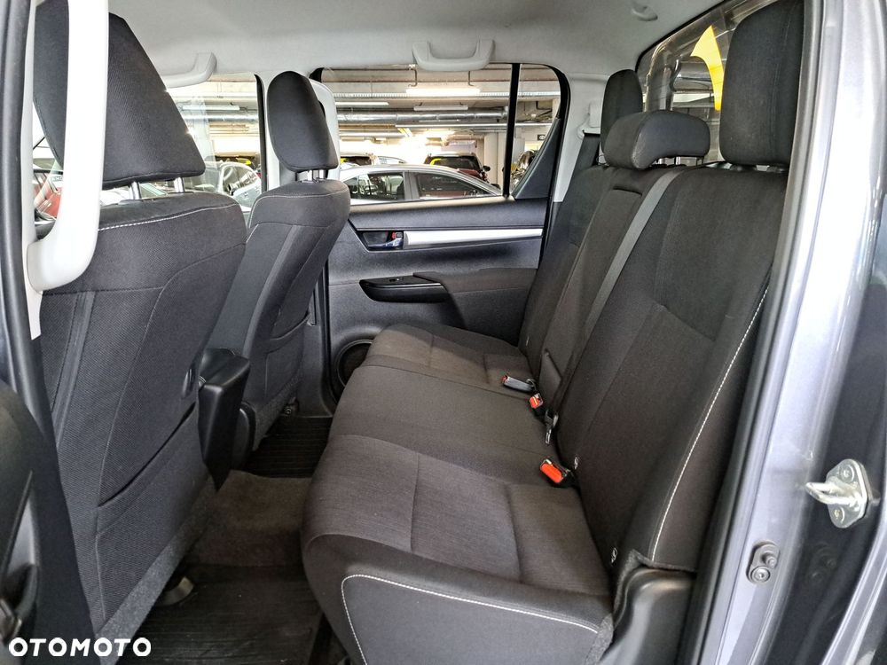 Toyota Hilux 2.4 D-4D Double Cab SR5 4x4 - 13