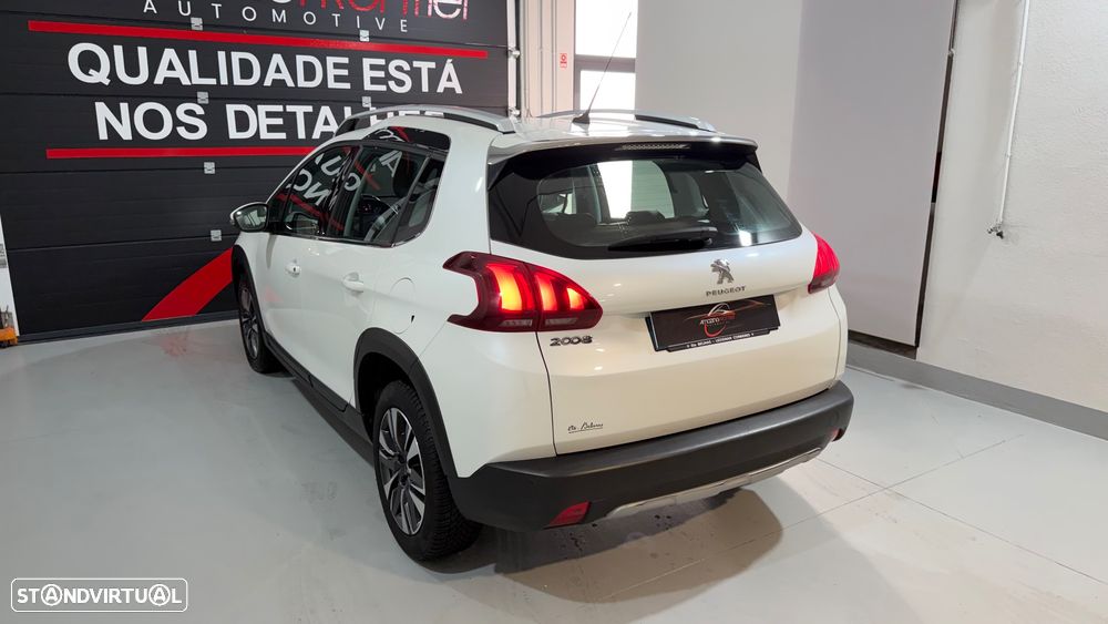 Peugeot 2008 1.2 PureTech Allure - 9