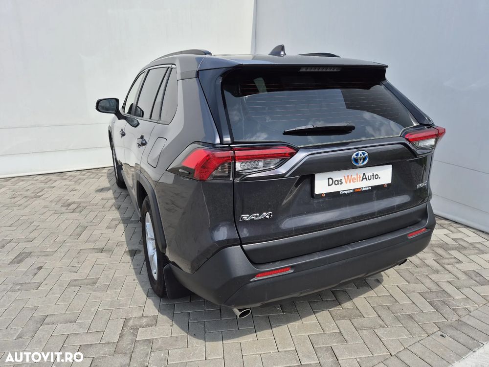Toyota RAV4 - 3