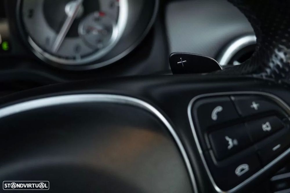 Mercedes-Benz CLA 200 - 27