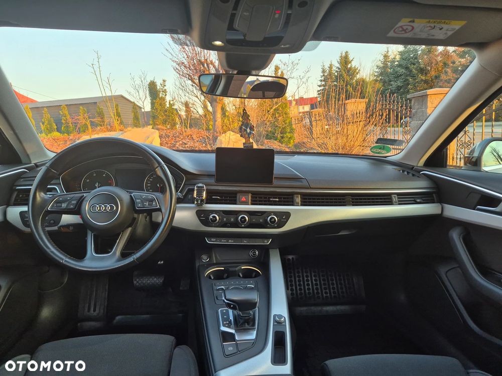 Audi A4 Avant 2.0 TDI S tronic - 5