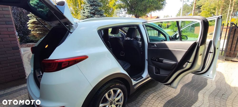 Kia Sportage 1.6 T-GDI AWD GT LINE - 5