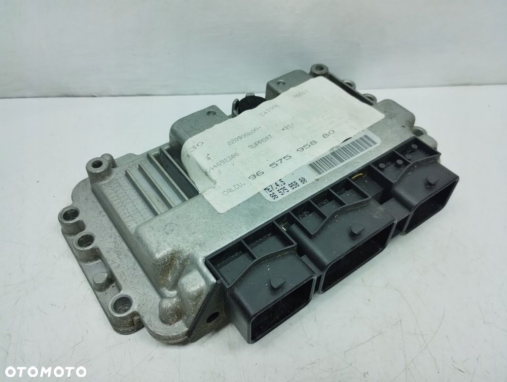 Citroen C4 1.6 16V Komputer Silnika 9657595880 - 2