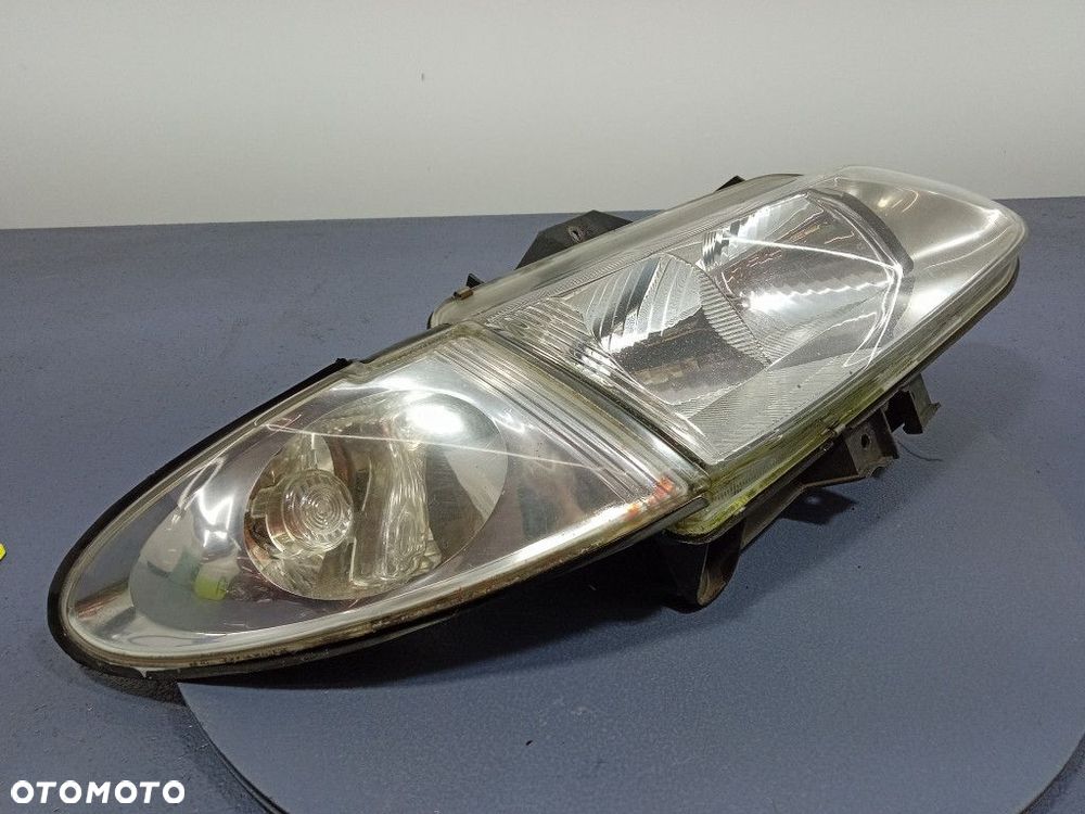 RENAULT ESPACE III LIFT REFLEKTOR PRAWY PRZEDNI LAMPA PRZÓD 89002587 - 2