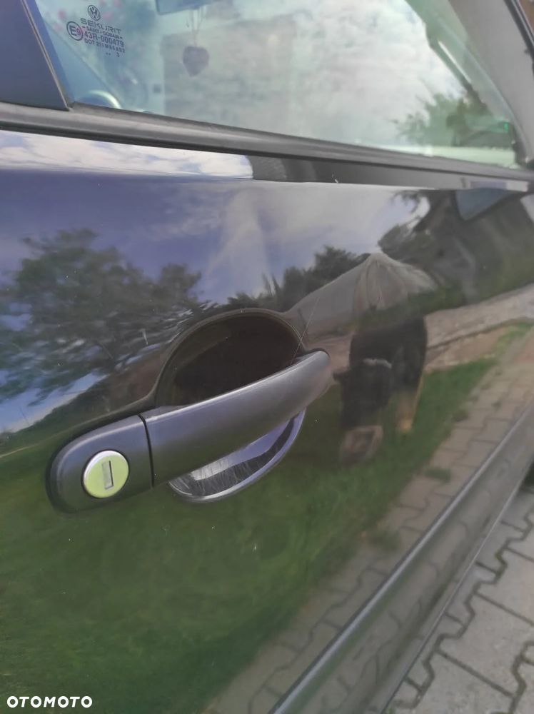 Volkswagen Polo - 11