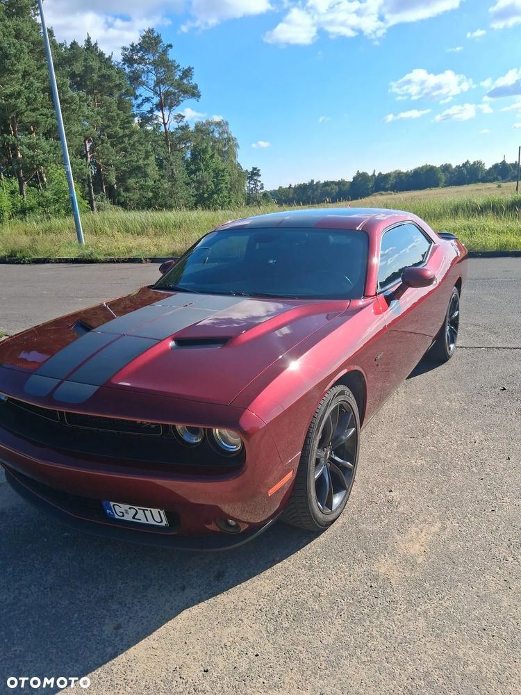 Dodge Challenger 5.7 R/T - 1