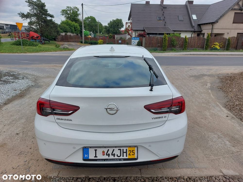 Opel Insignia - 2