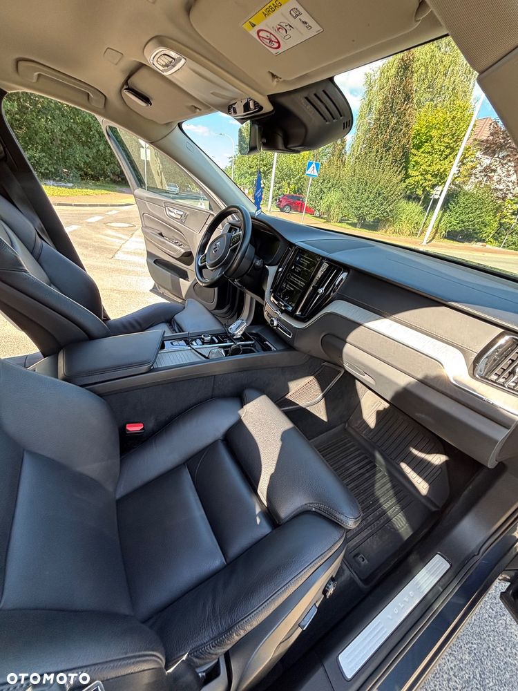 Volvo XC 60 B4 D AWD Inscription - 14