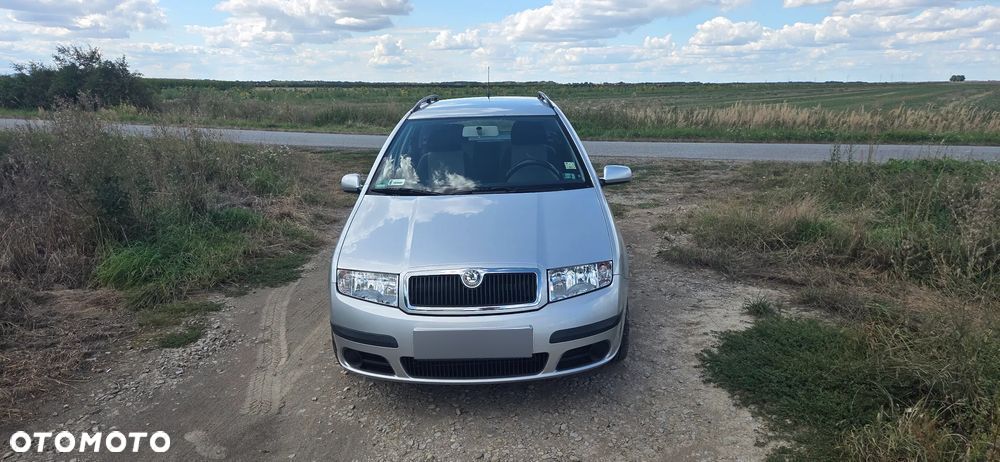 Skoda Fabia 1.4 16V Ambiente - 5