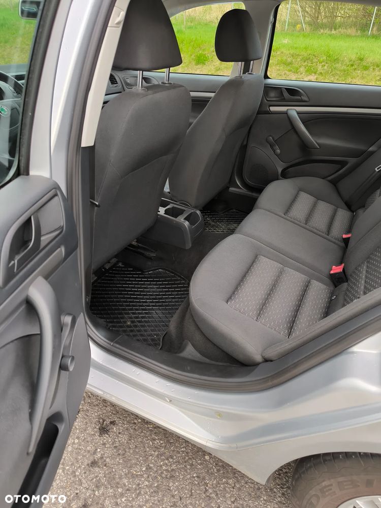 Skoda Octavia 1.6 TDI Classic - 4