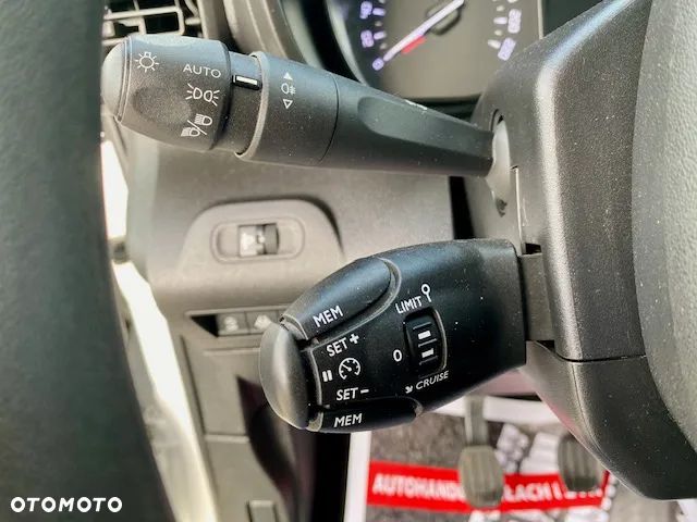 Toyota Proace City Verso 1.5 D-4D Family - 12