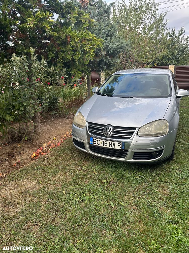 Volkswagen Jetta 1.6 Comfortline - 6
