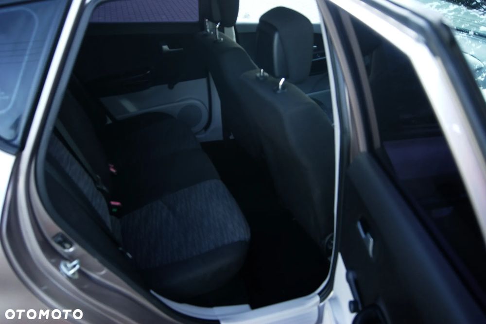 Kia Ceed 1.4 CVVT Attract - 27