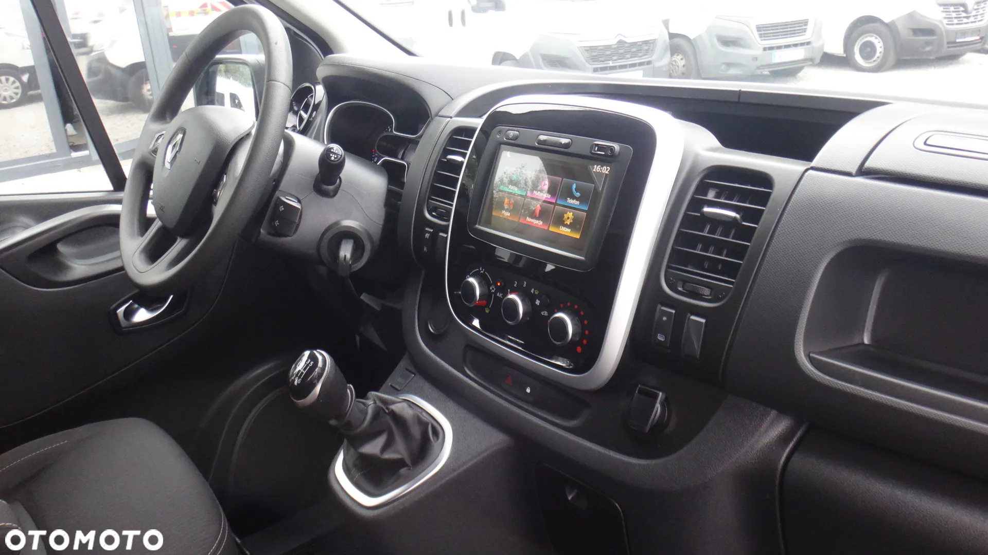 Renault Trafic - 11