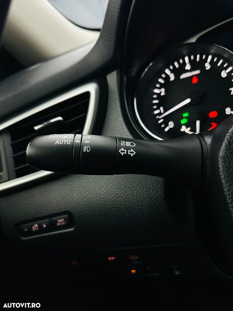 Nissan X-Trail 1.6 DIG-T Tekna - 34