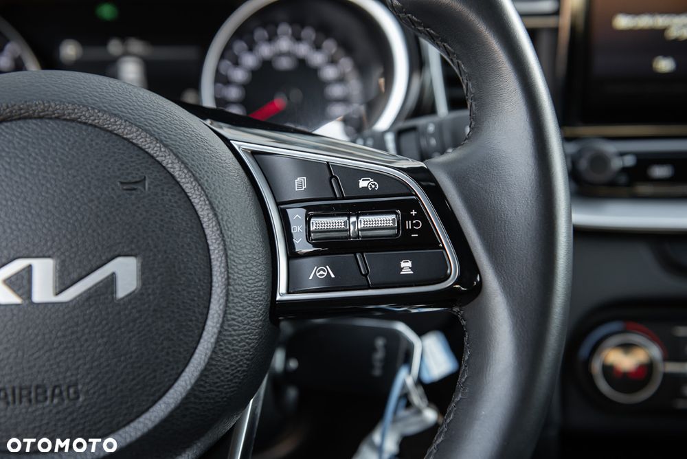 Kia XCeed 1.6 CRDi DCT7 SPIRIT - 19