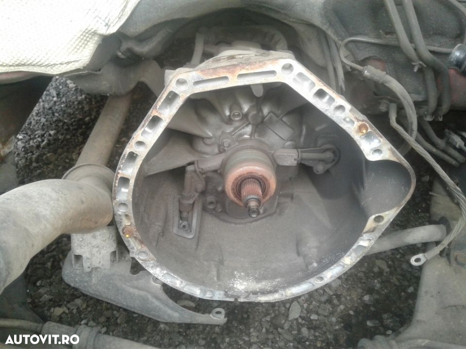 Cutie viteze Vito 2.2 cdi A906260520000 A6392602400 W639 5 sau 6 trepte  manuala sau automata 80kw 65kw 110kw - 4
