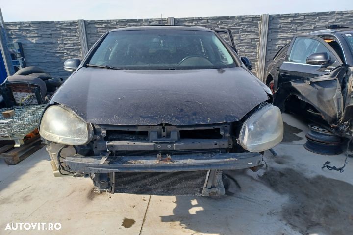 Motoras macara geam spate stanga 1K4839401E Volkswagen VW Golf 5 [200 - 3