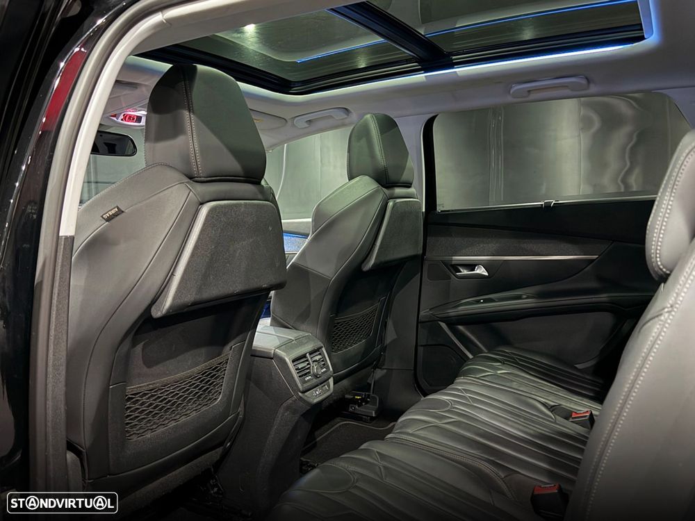 Peugeot 5008 1.2 PureTech Allure Pack EAT8 - 31