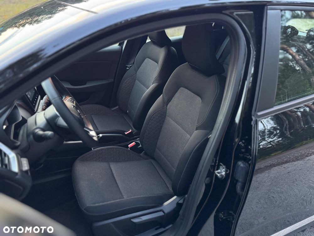 Renault Clio E-TECH 140 INTENS - 10