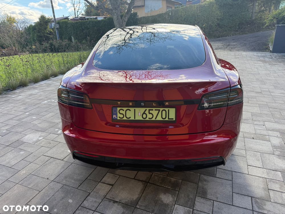 Tesla Model S Long Range - 17