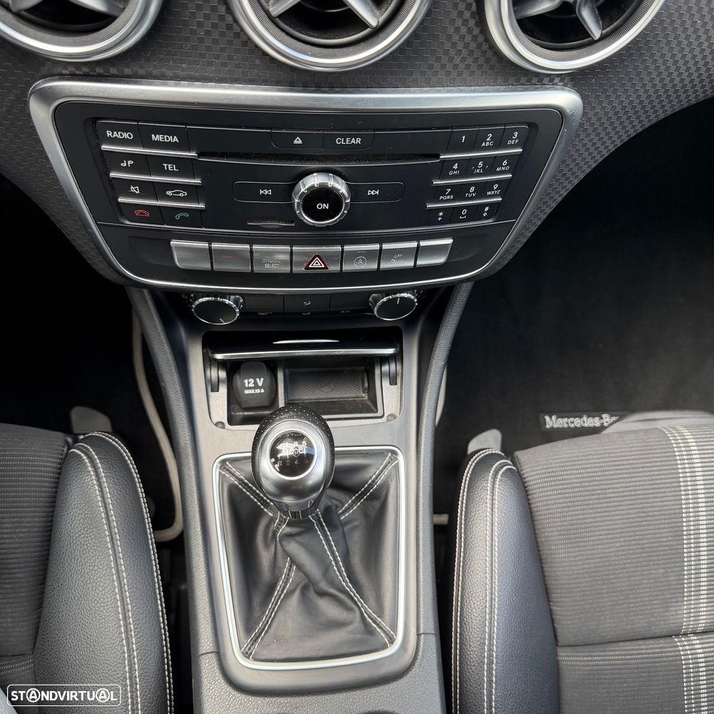 Mercedes-Benz A 200 d Urban - 21