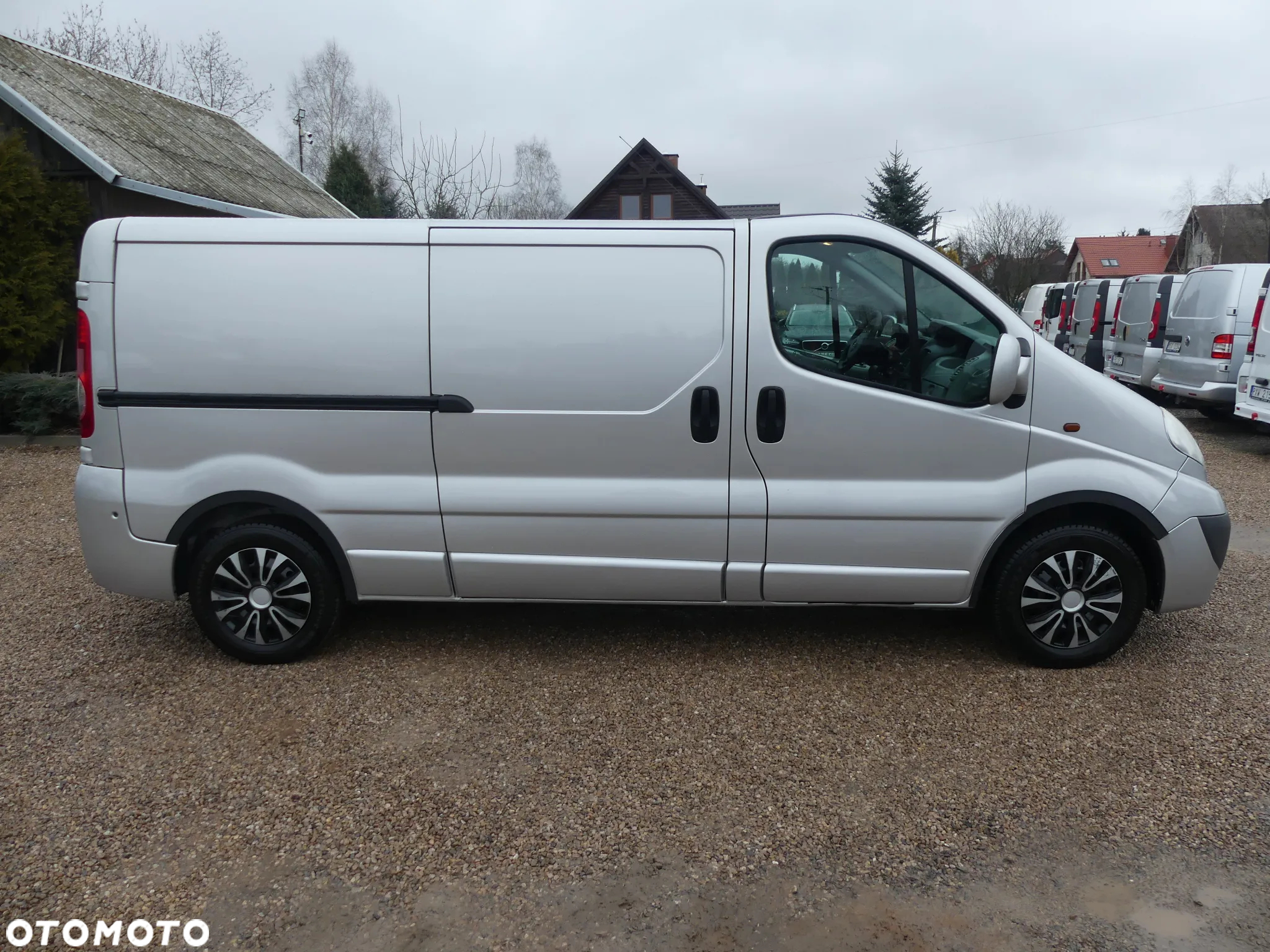 Opel VIVARO - 18