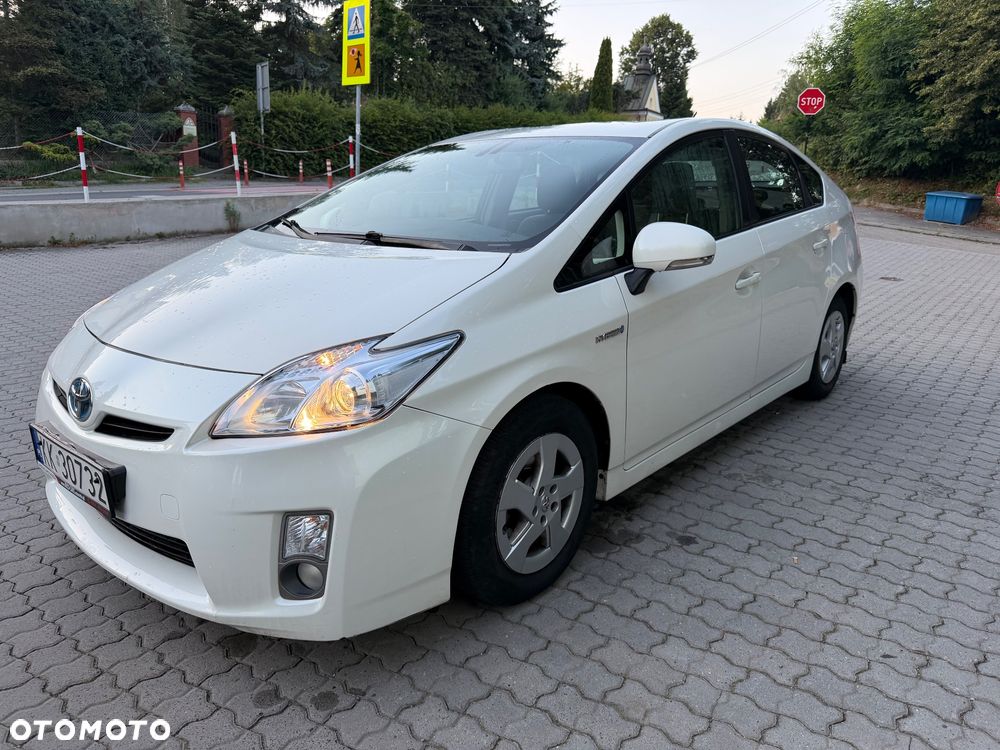 Toyota Prius 1.8 HSD Prestige - 1