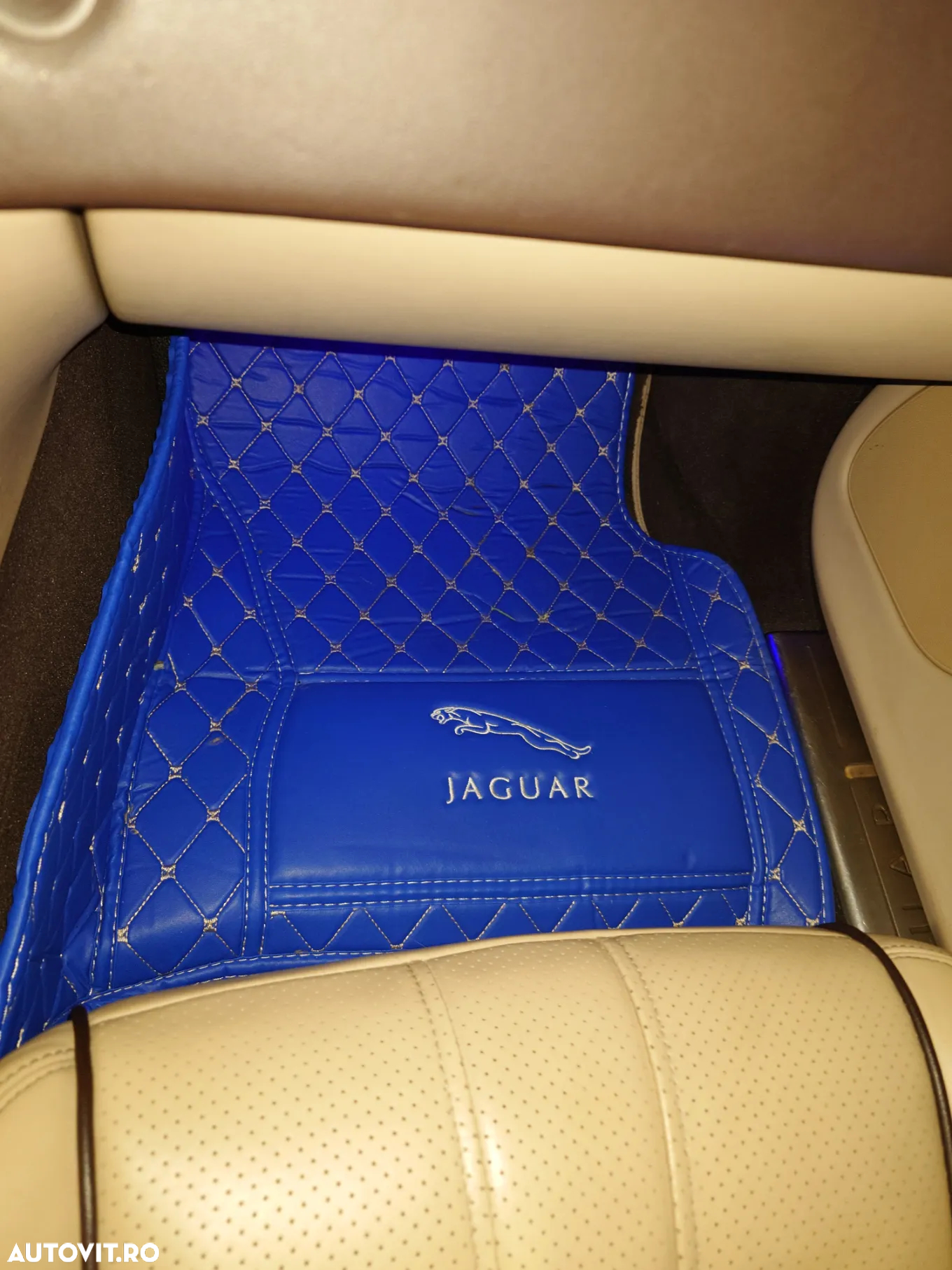 Jaguar XJ 30d Premium Luxury - 13