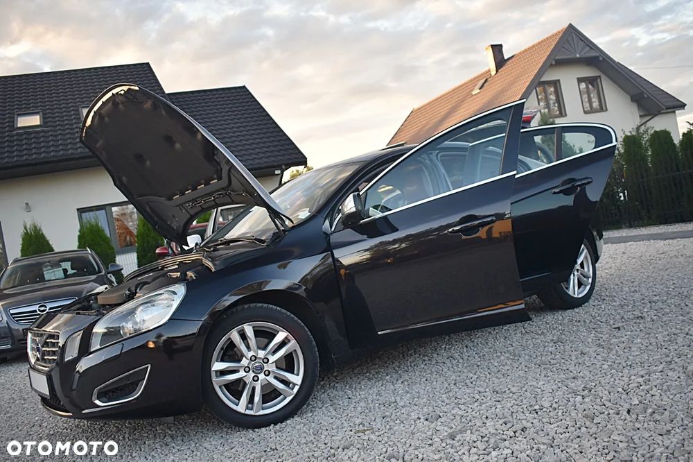 Volvo S60 D3 Summum - 13