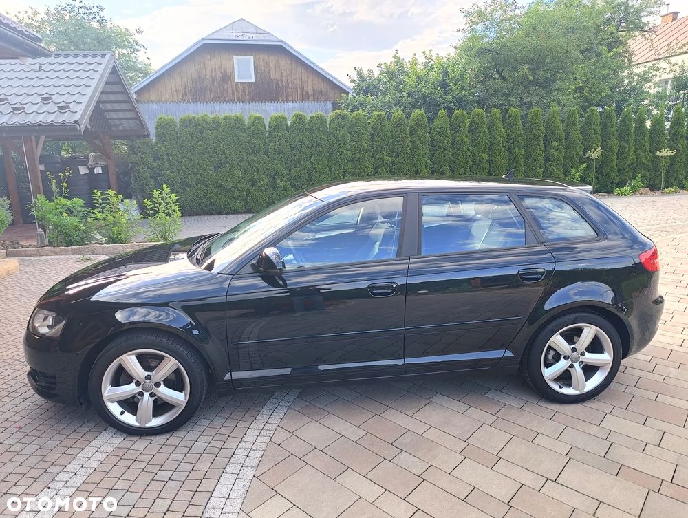 Audi A3 Sportback - 12