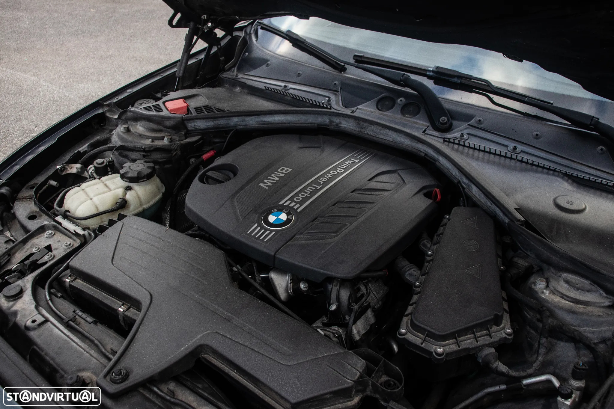 BMW 116 d Line Urban - 14