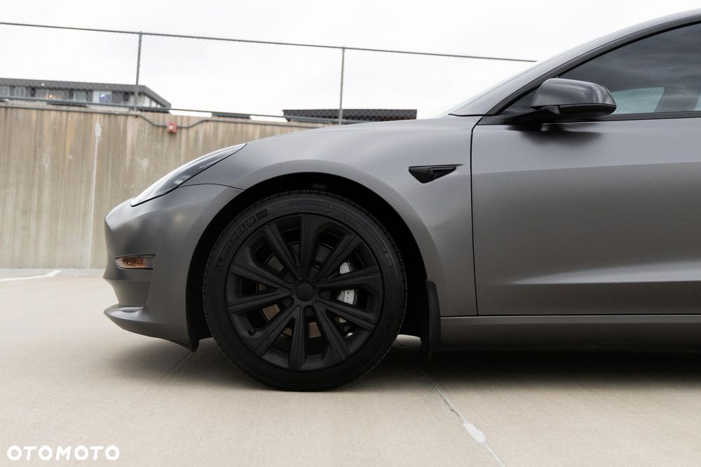 Tesla Model 3 Langstreckenbatterie Allradantrieb Dual Motor - 7