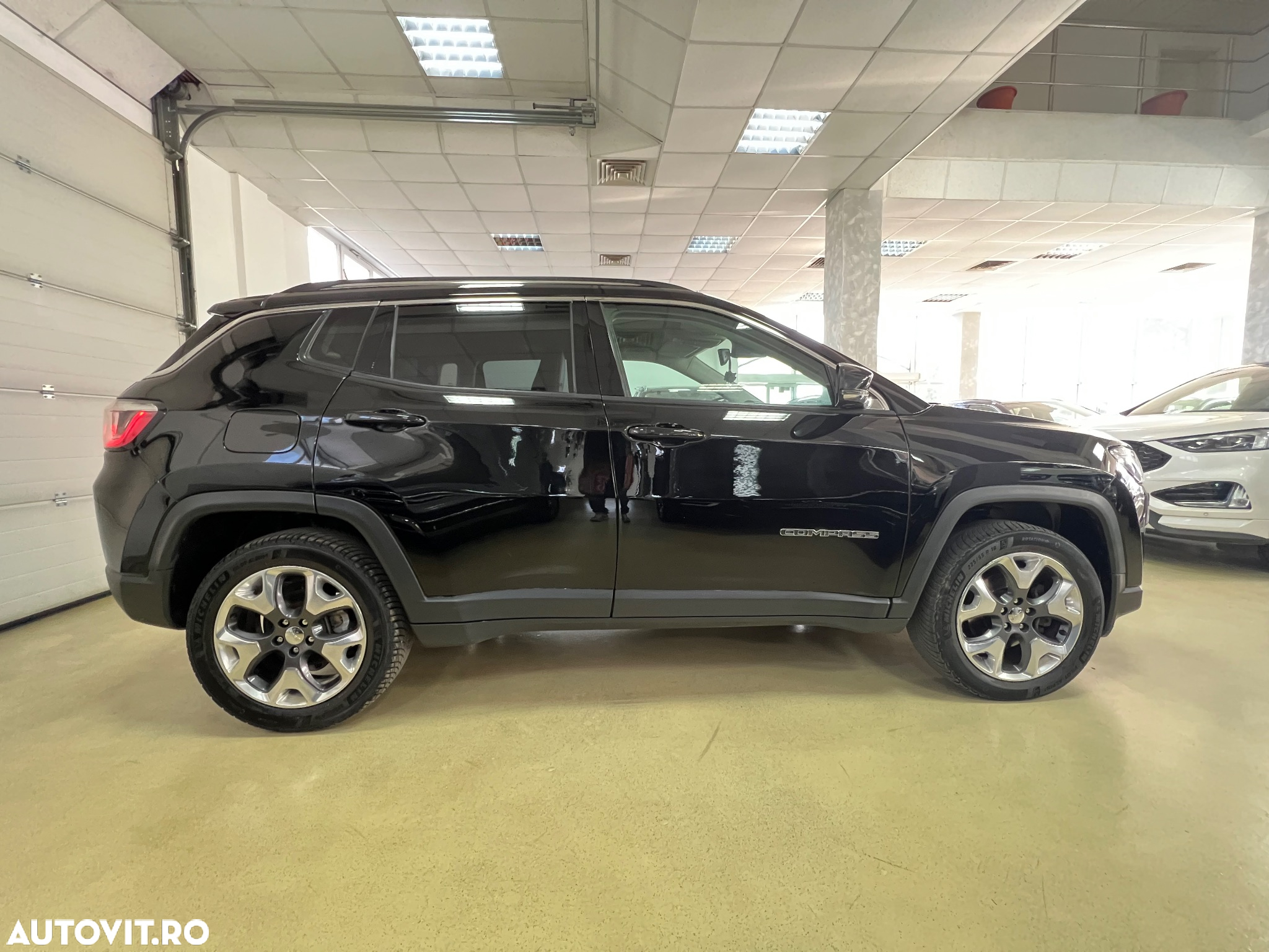 Jeep Compass 2.0 M-Jet 4x4 Limited - 9