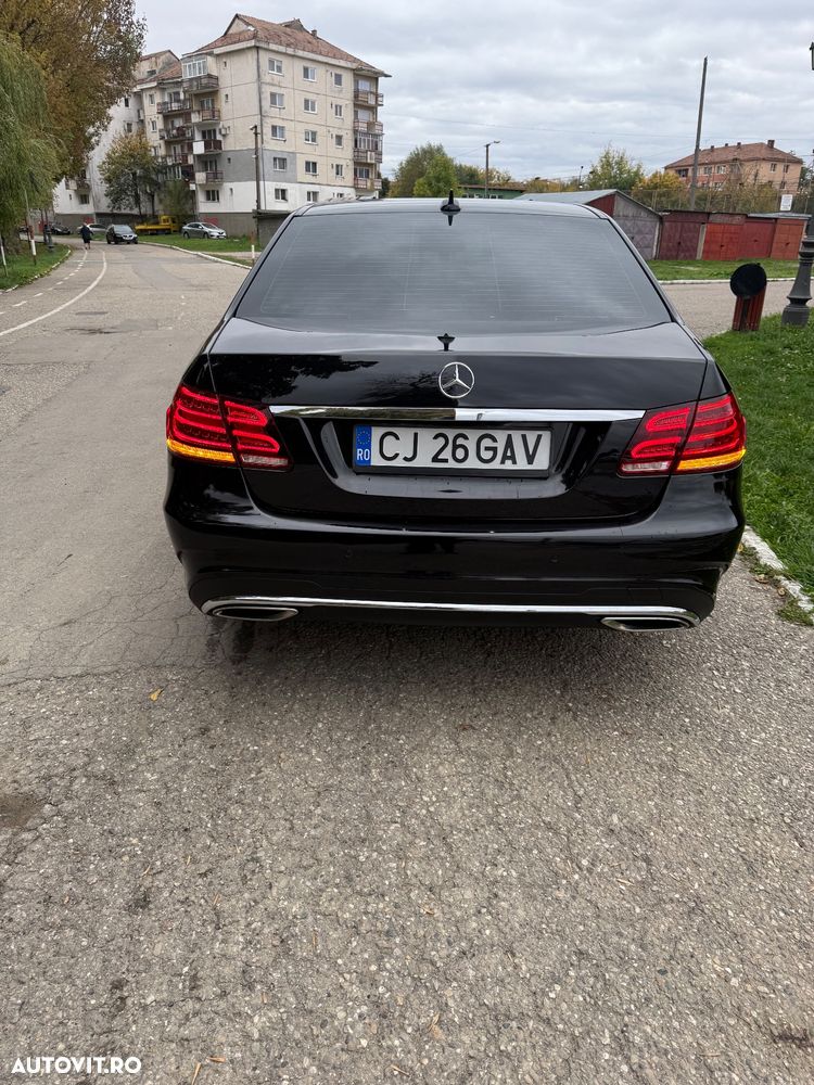 Mercedes-Benz E - 5