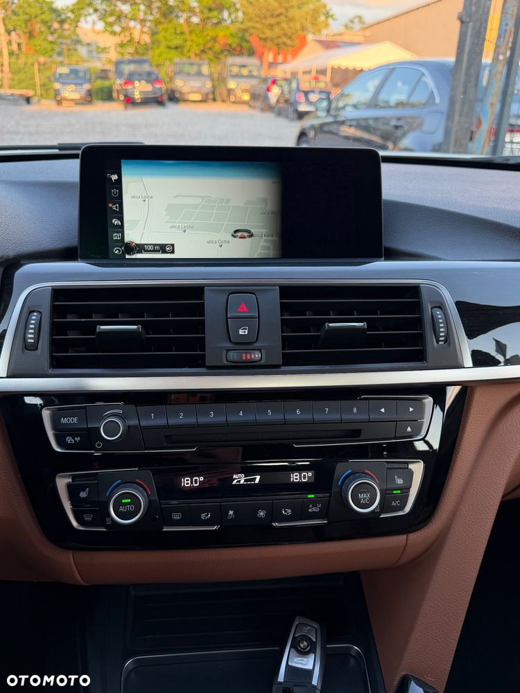 BMW Seria 3 320i Edition M Sport Shadow - 18