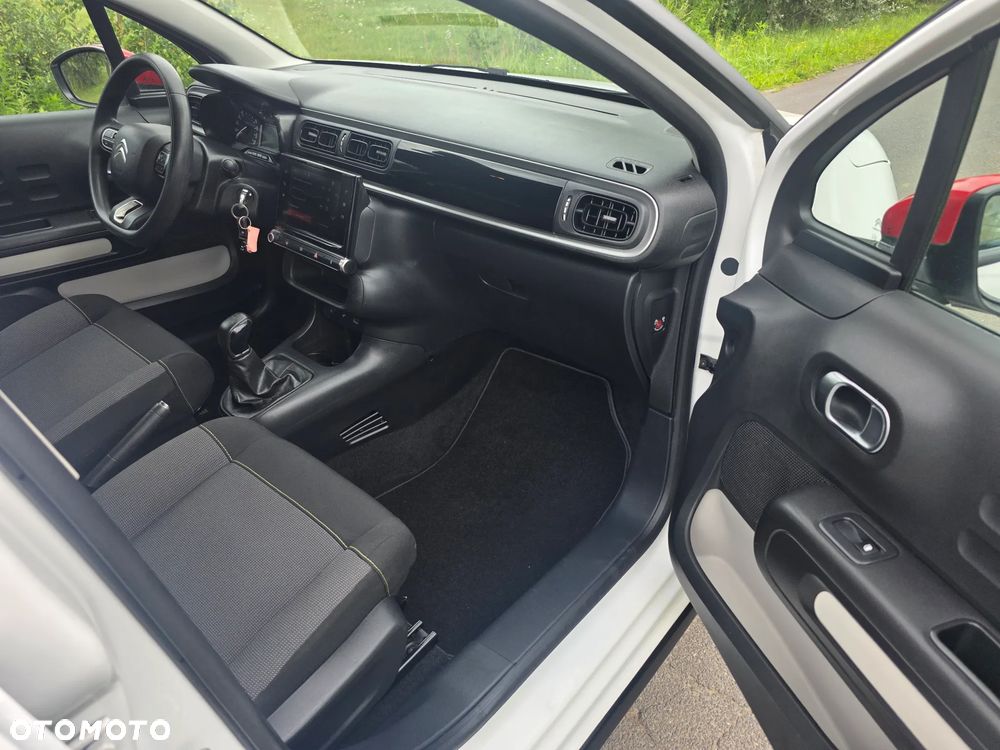 Citroën C3 1.2 PureTech Shine - 19