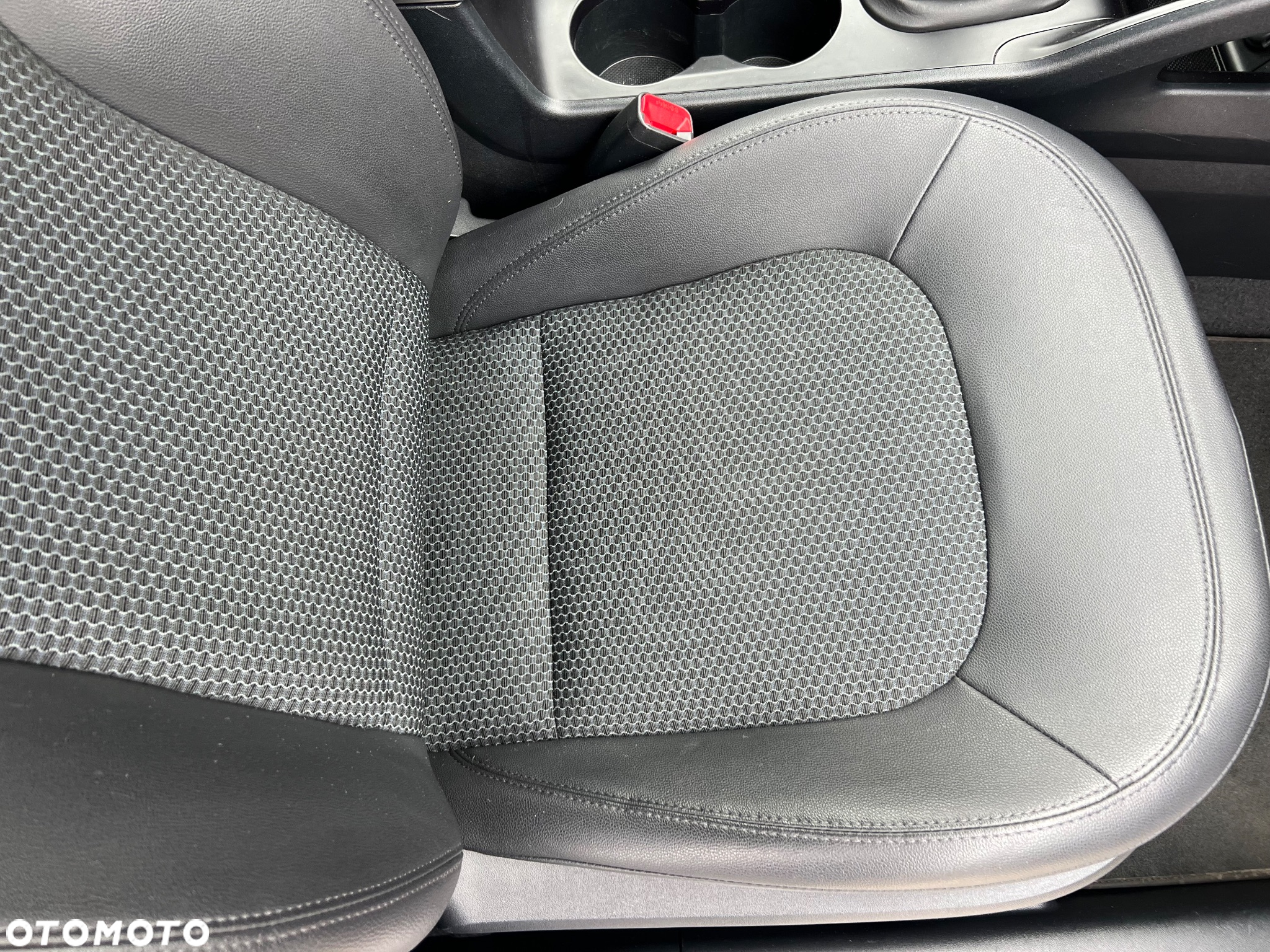 Hyundai ix35 1.7 CRDi 2WD Comfort - 14