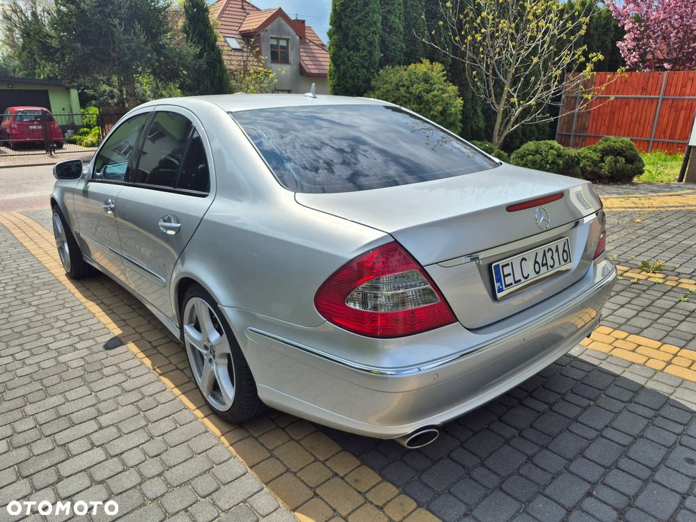 Mercedes-Benz Klasa E 320 CDI 4-Matic Avantgarde - 3