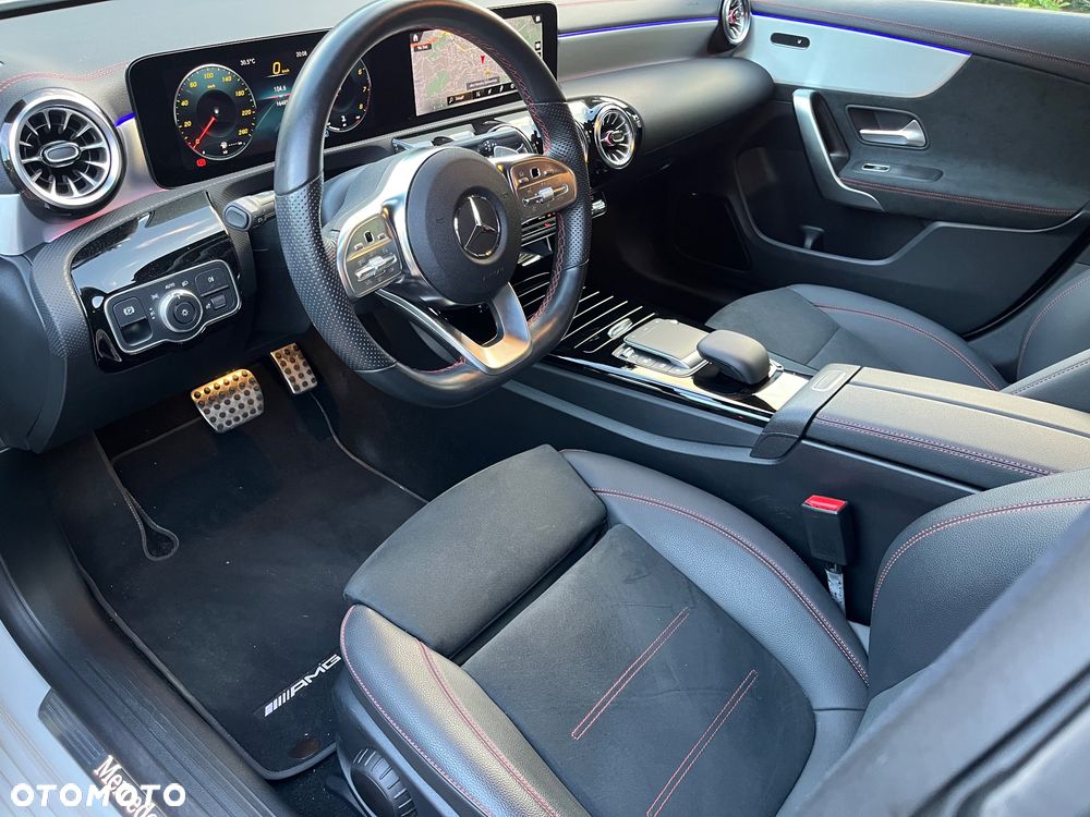 Mercedes-Benz CLA 200 AMG Line 7G-DCT - 16