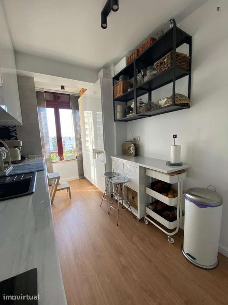 Quarto - localizado em Bela Vista Lisbon - Grande imagem: 5/14