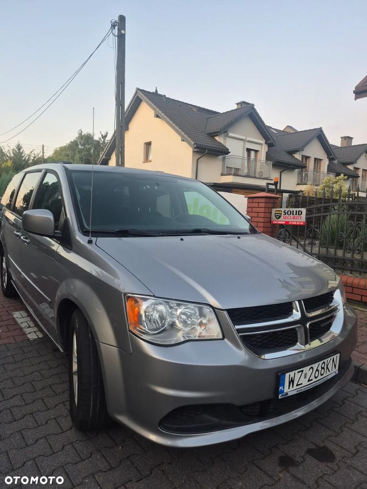 Dodge Grand Caravan - 9