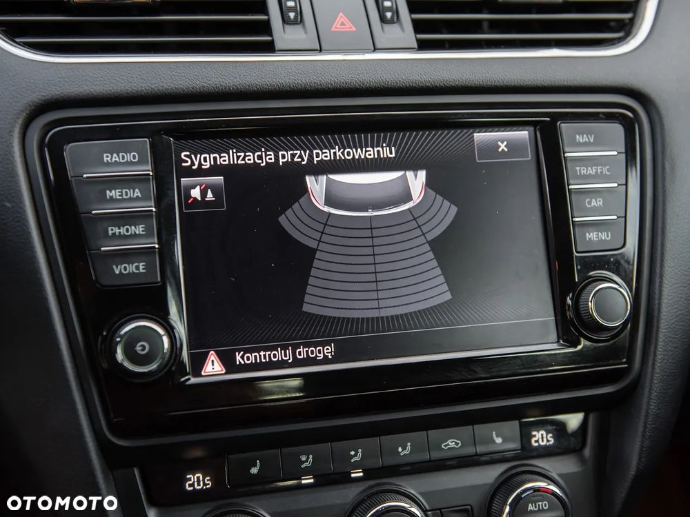 Skoda Octavia 2.0 TSI RS - 22