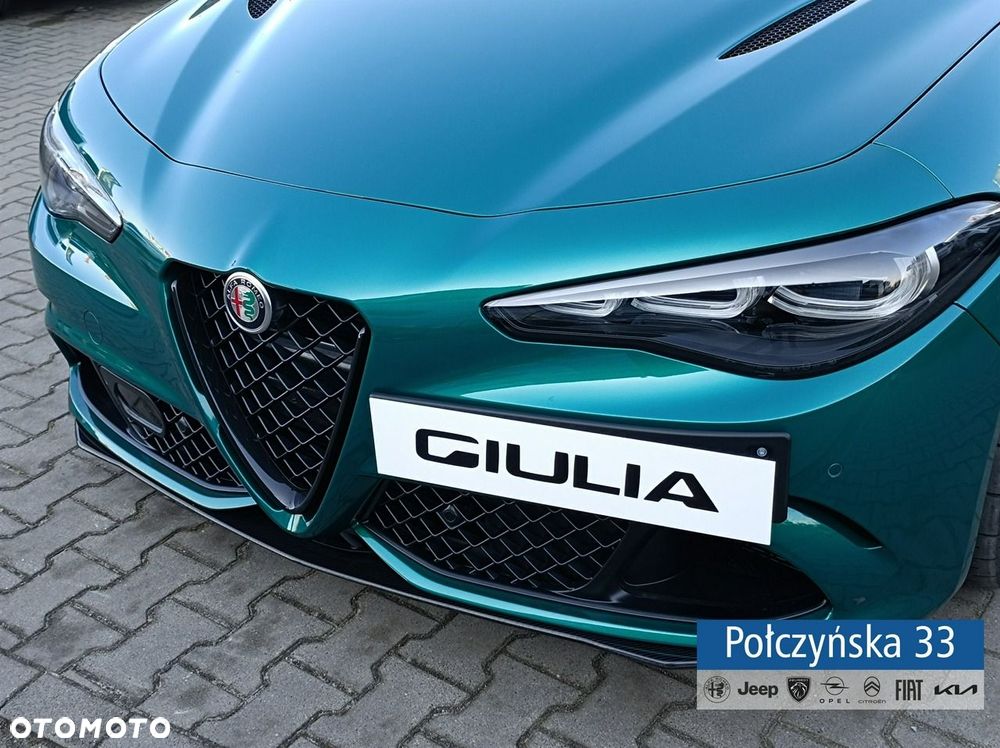 Alfa Romeo Giulia - 5