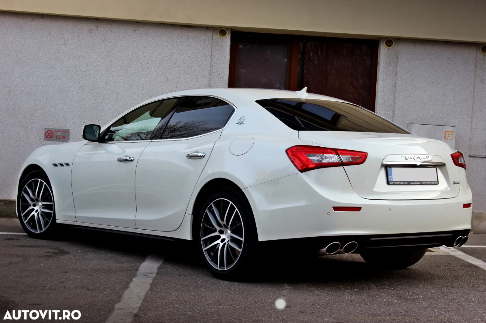 Maserati Ghibli - 4