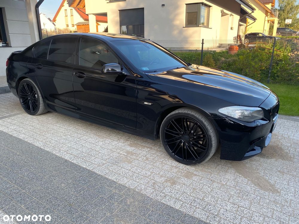 BMW Seria 5 535i xDrive - 4