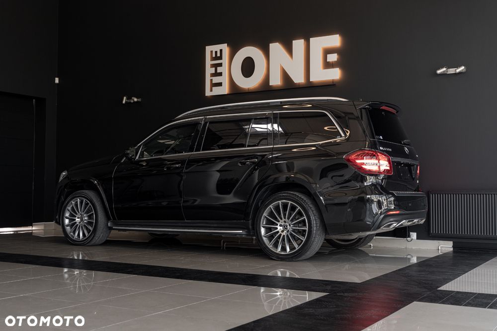 Mercedes-Benz GLS - 10