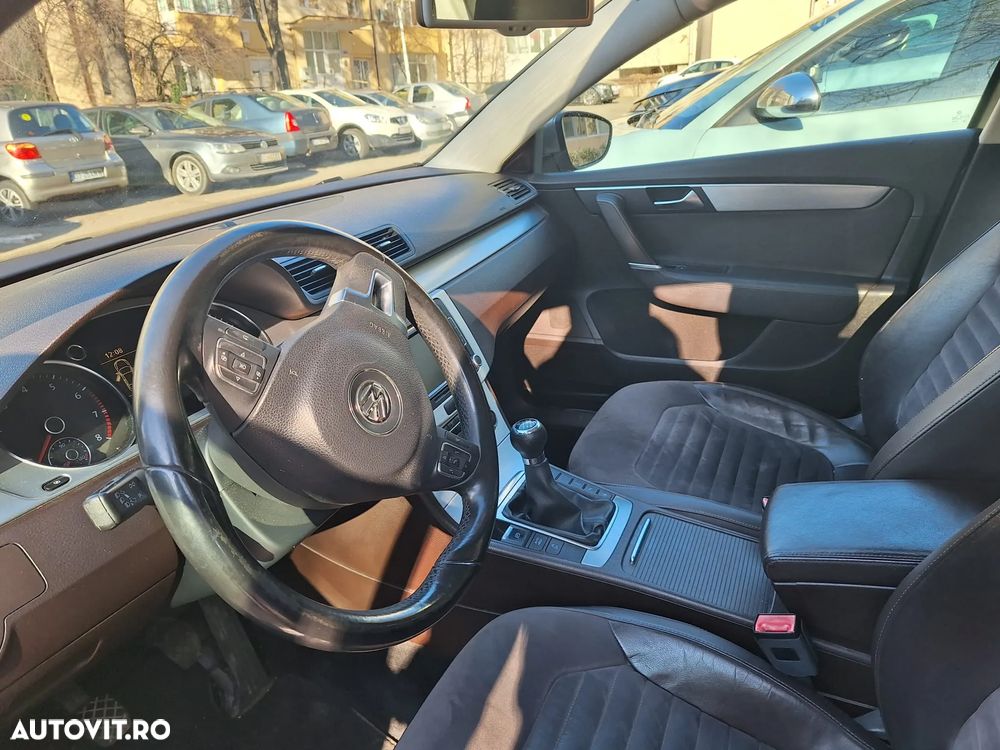 Volkswagen Passat Variant 1.8 TSI Comfortline - 6